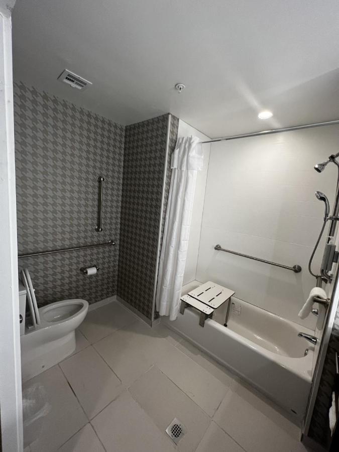Home2 Suites By Hilton 海恩斯维尔 外观 照片